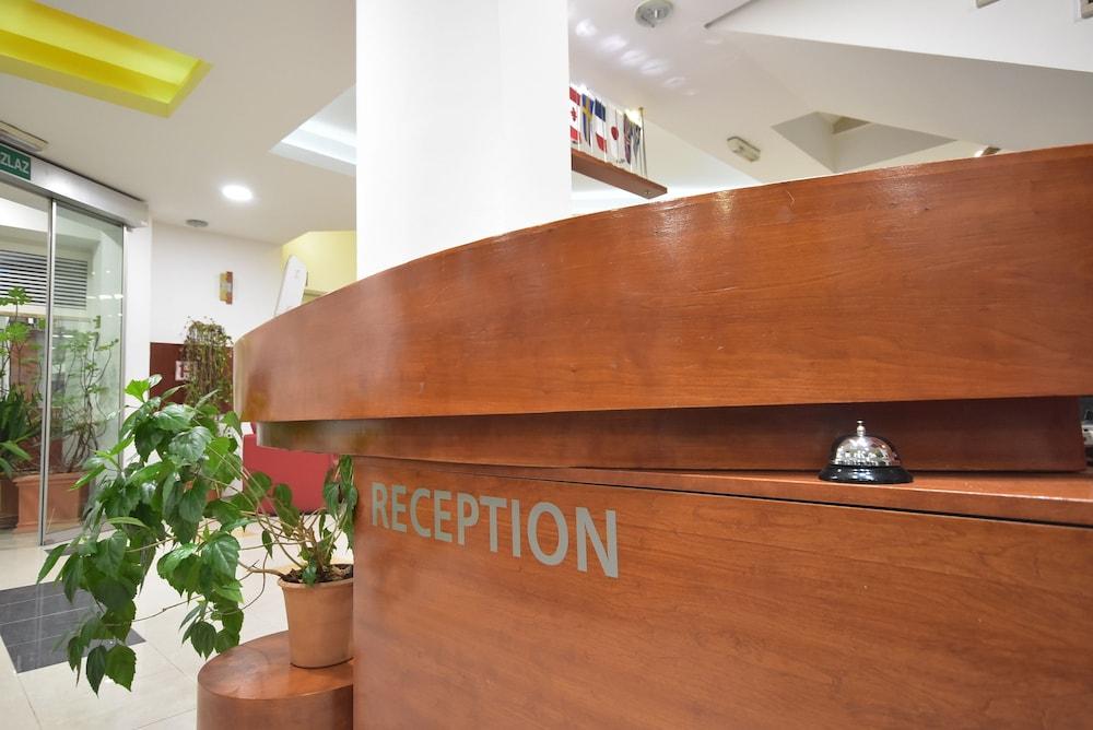 Hotel Hecco SJJ Extérieur photo
