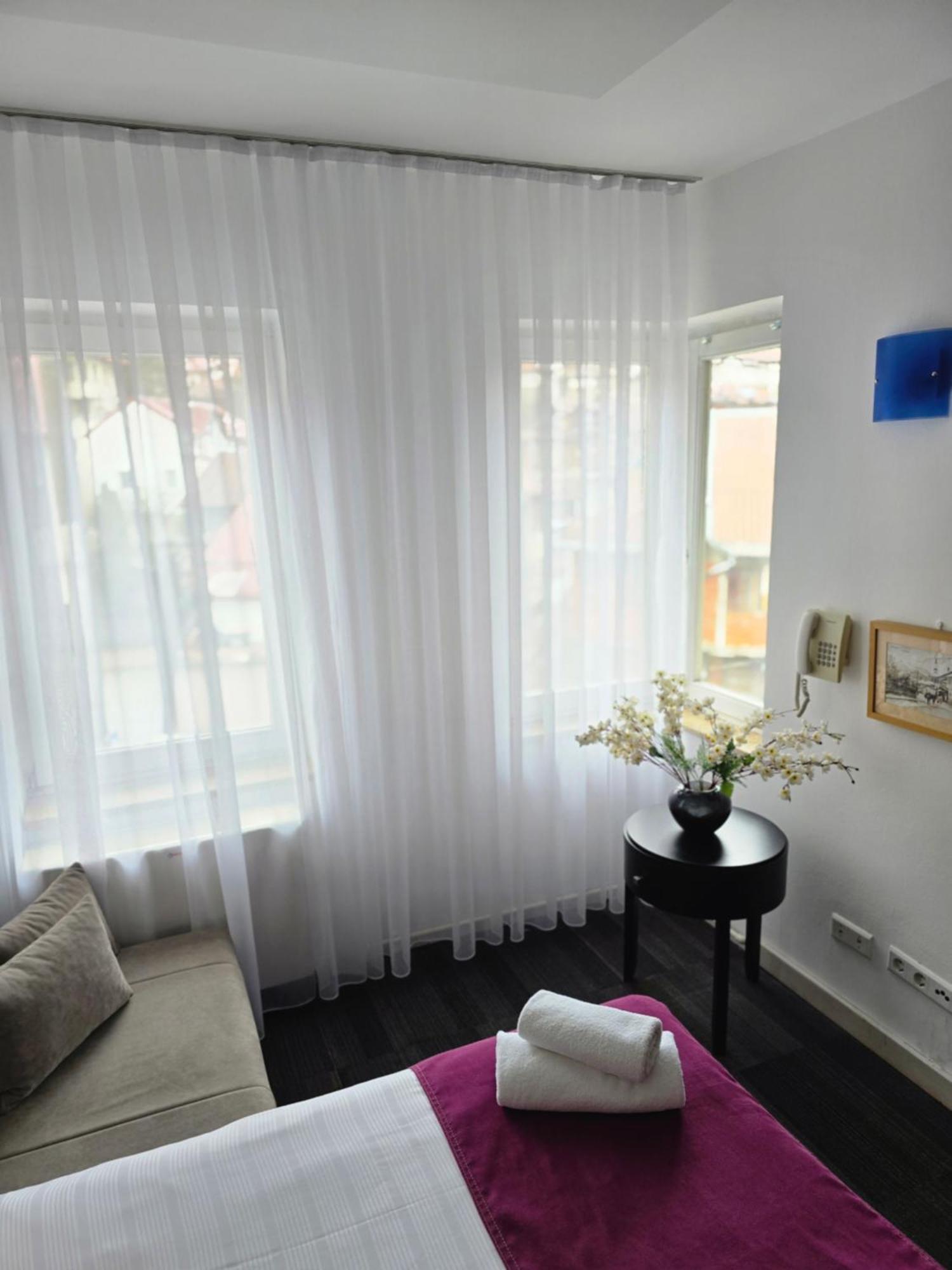 Hotel Hecco SJJ Extérieur photo