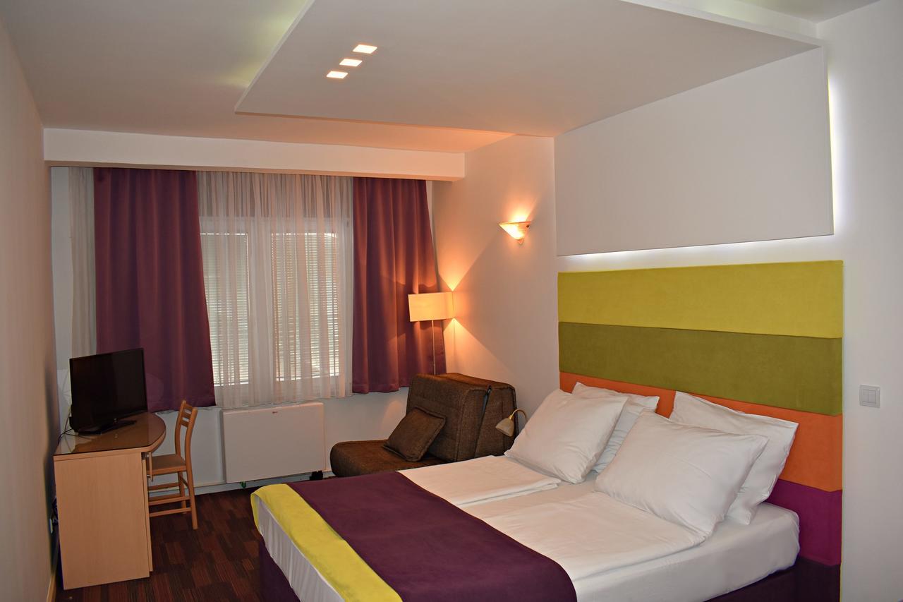 Hotel Hecco SJJ Extérieur photo